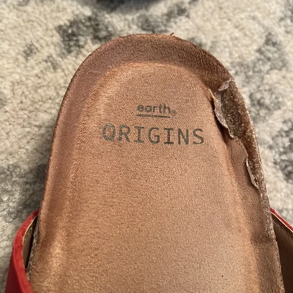 Earth Origins Red Nubuck Oneida Sandal - Size 9! - Picture 10 of 10